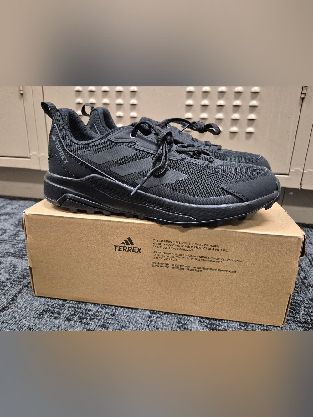 New In Box Womens Adidas Terrex Anylander Gym Shoe Size 10